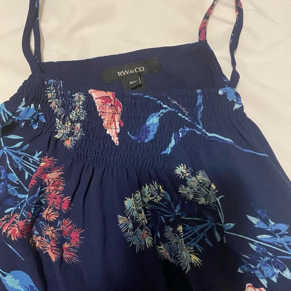 RW&CO. Navy Floral Blouse - Picture 3 of 7